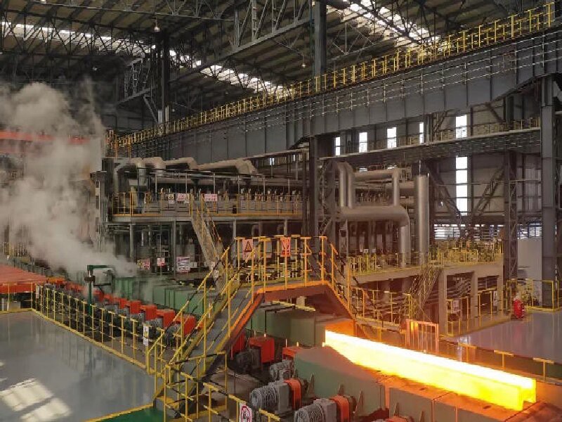 Features and Advantages Features and Advantages